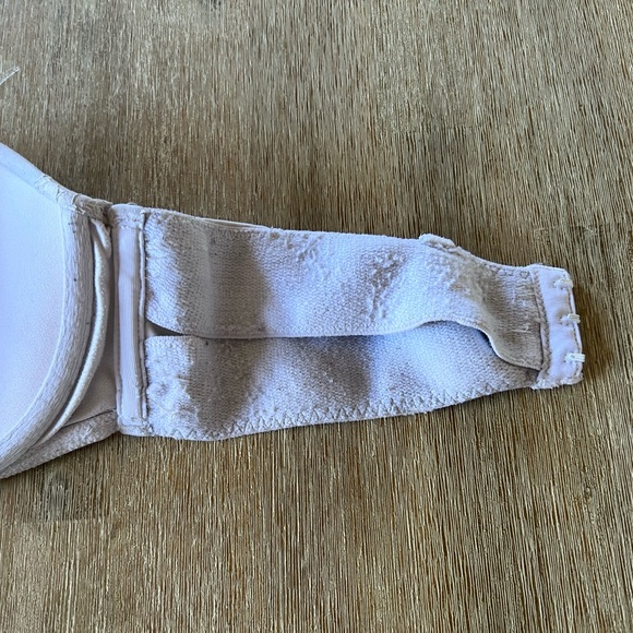 VICTORIA’S SECRET Strapless White Bra 34D - Picture 6 of 6